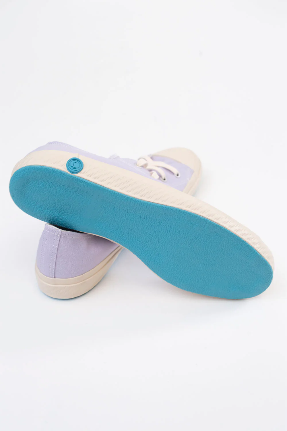 01JP Low Sneaker - Light Purple - Image 4