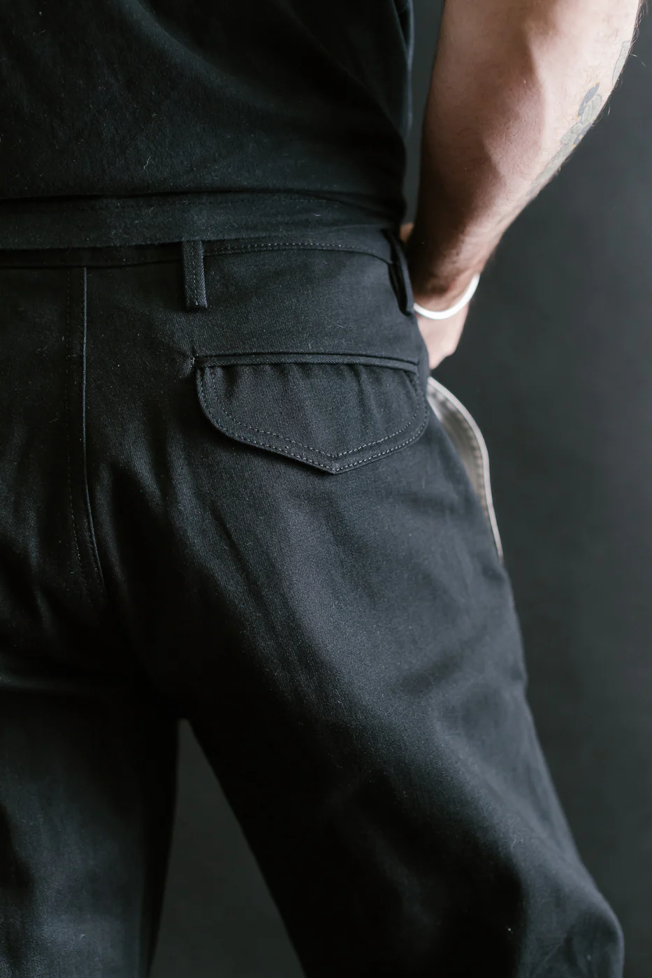 11oz Selvedge Officer Trouser High - Stealth - Image 20