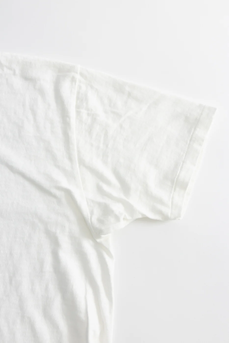 5.4oz - Raffy Tenjiku Printed T-Shirt "The Pet Rock" - Off White - Image 3