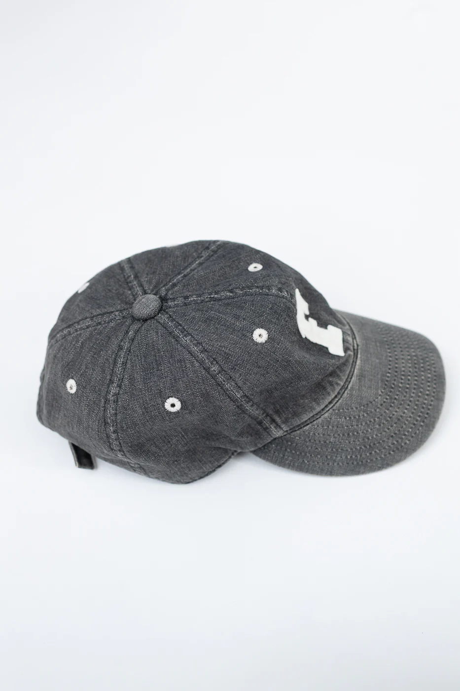 6843HW - 6 Panel Denim Baseball Cap 'F' Patch - Black Vintage Wash - Image 5