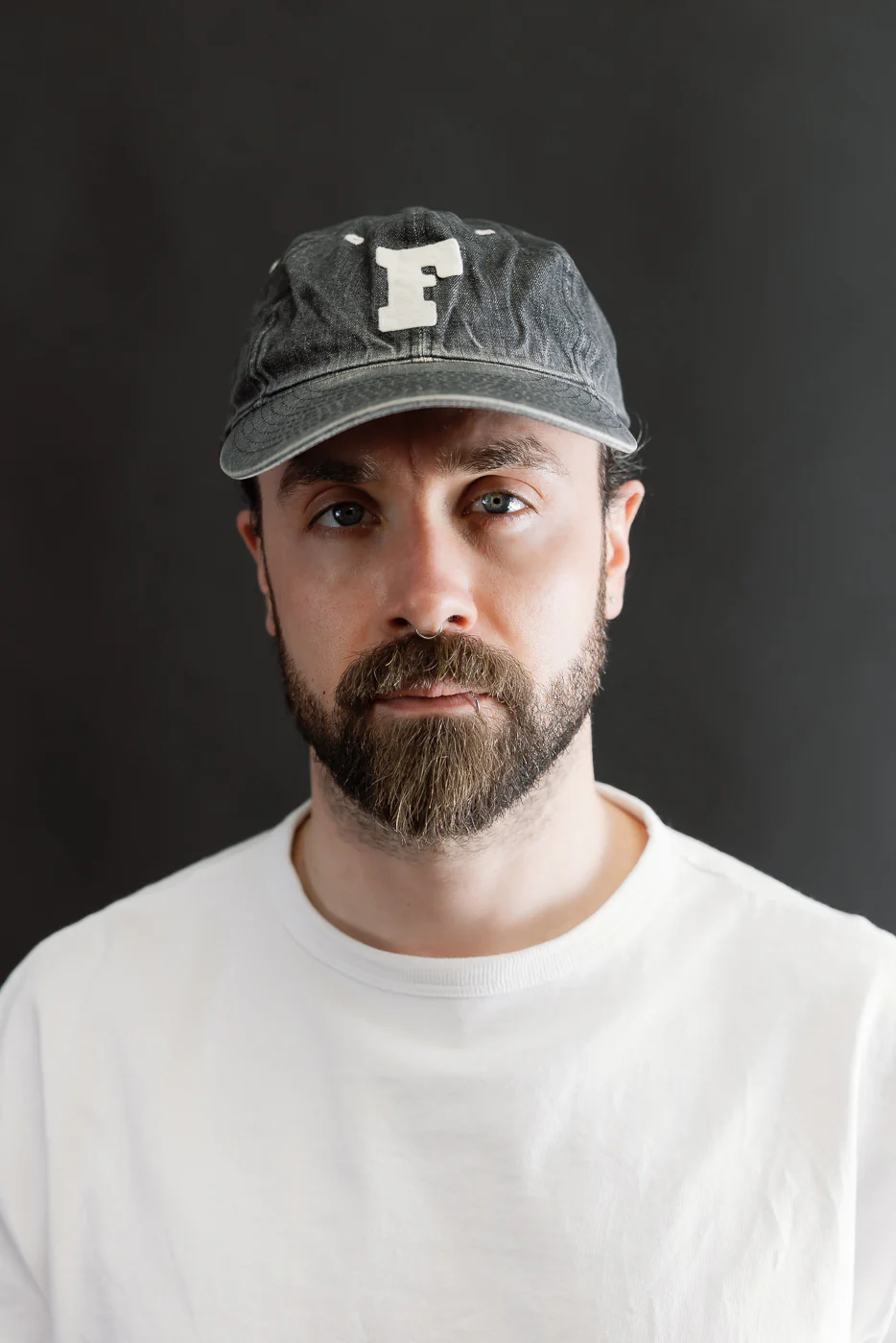 6843HW - 6 Panel Denim Baseball Cap 'F' Patch - Black Vintage Wash - Image 6
