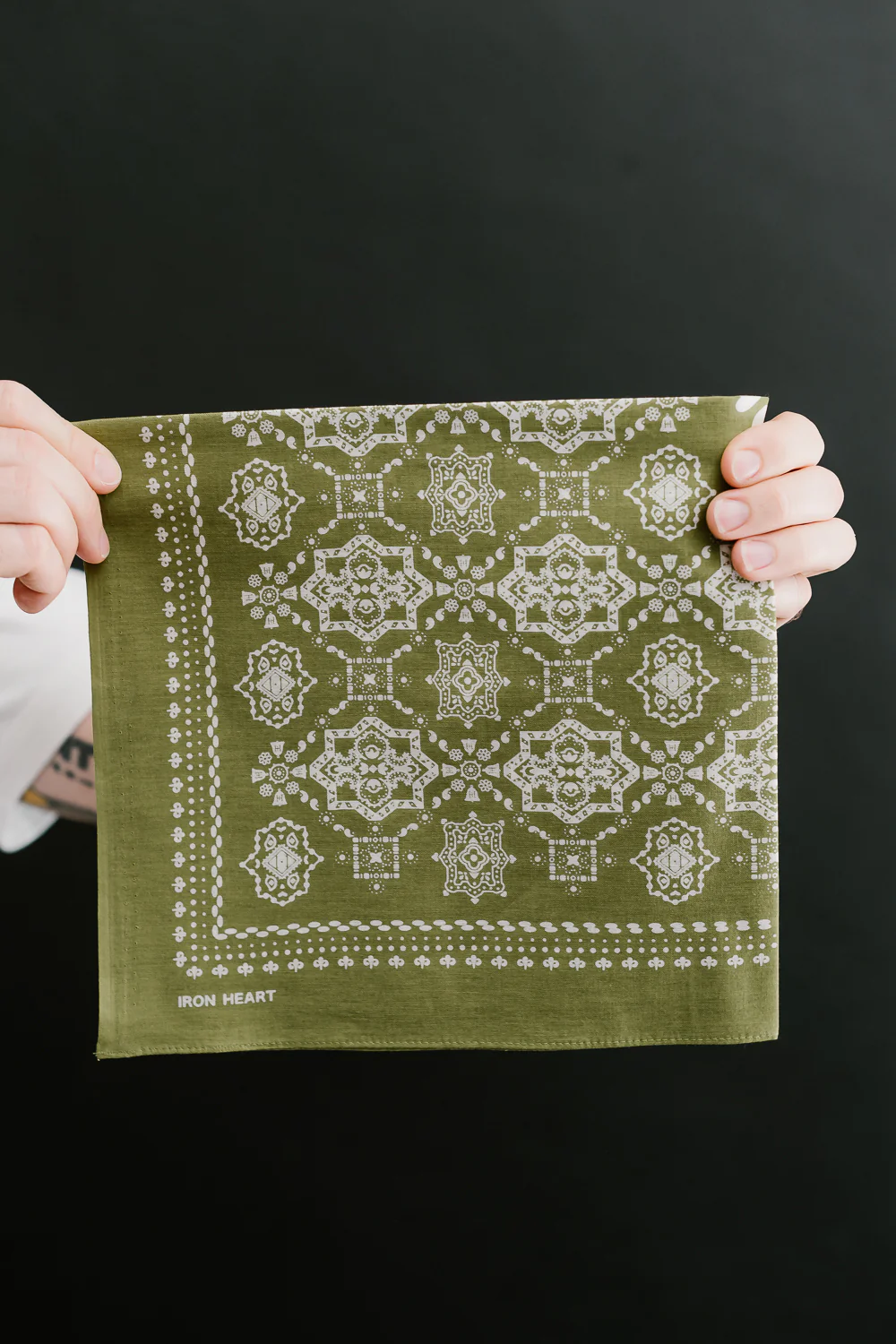 IHG-051-GRN - "Bell" Print Bandana - Green - Image 3