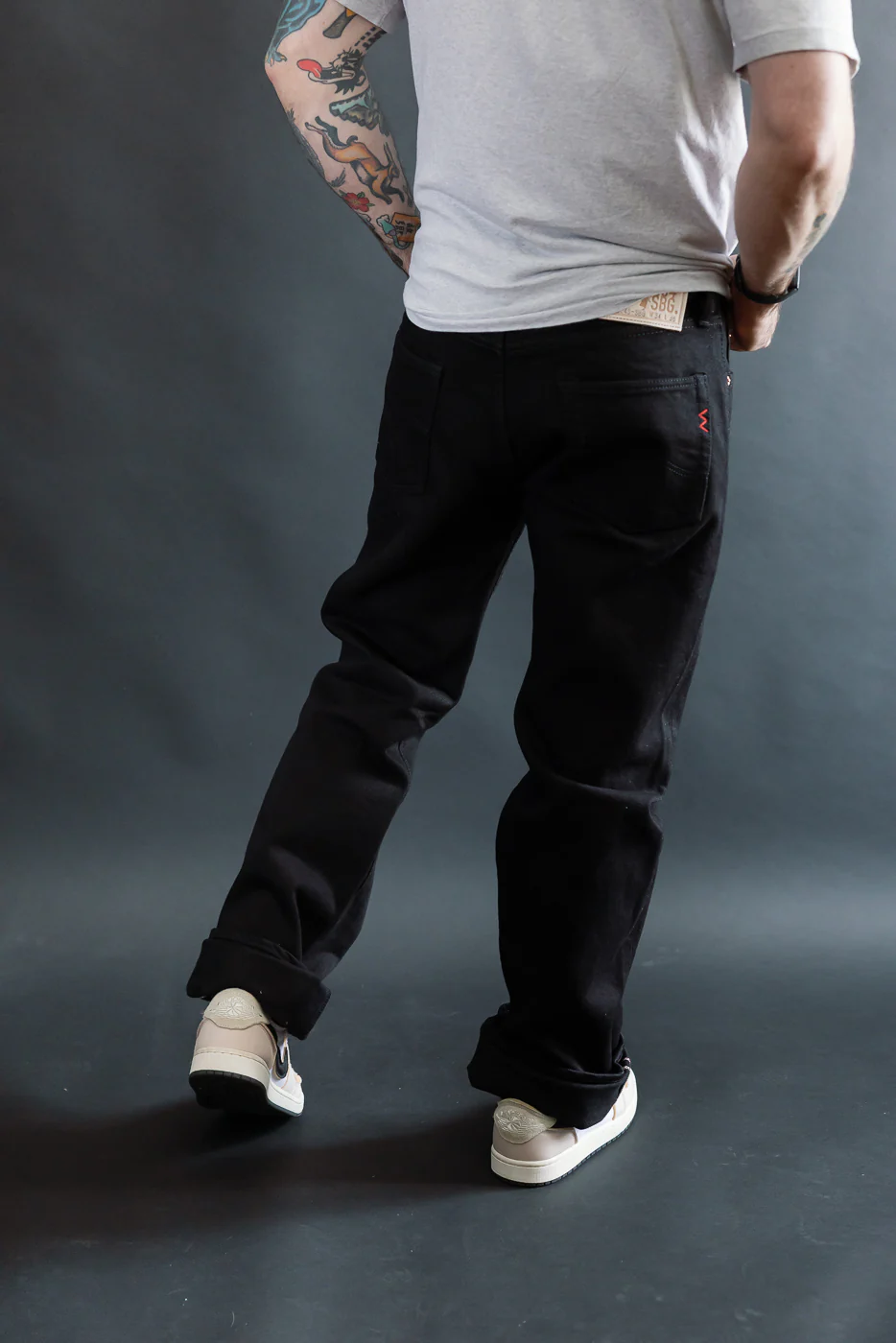 IH-634S-SBG - 21oz Selvedge Denim Straight Cut - Superblack (Fades to Grey) - Image 13