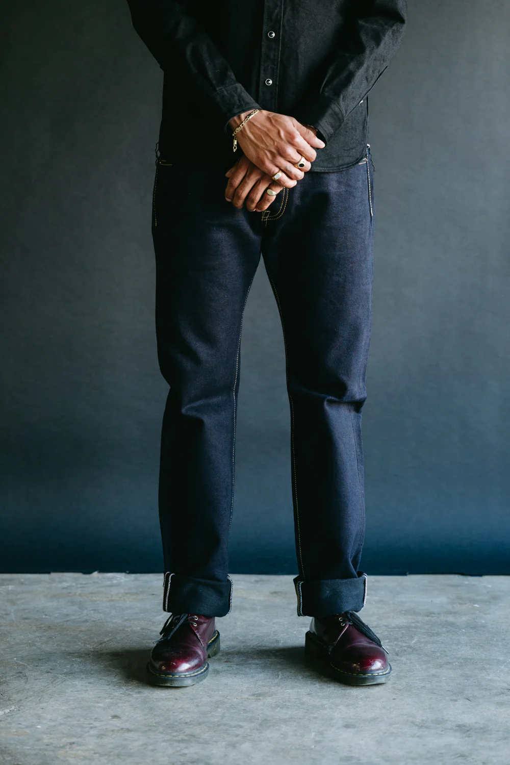 IH-777S-21ib - 21oz Selvedge Denim Slim Tapered Cut Jeans - Indigo/Black - Image 7