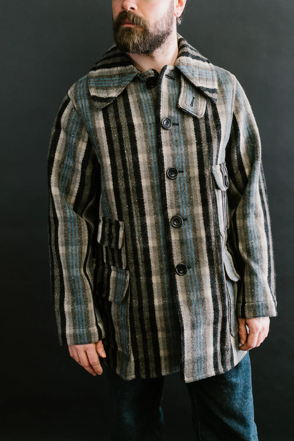 Lot JG-10 - 1920s-1932 Winter Hunting Coat - Gray Plaid - Image 19