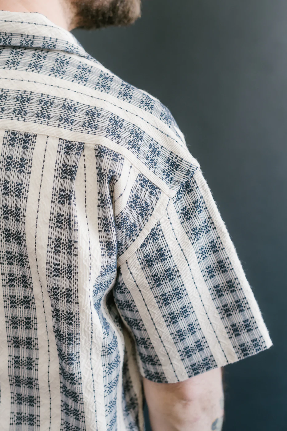 M-I-001 - Beldi Jacquard Aloha Shirt - Off White, Navy - Image 19