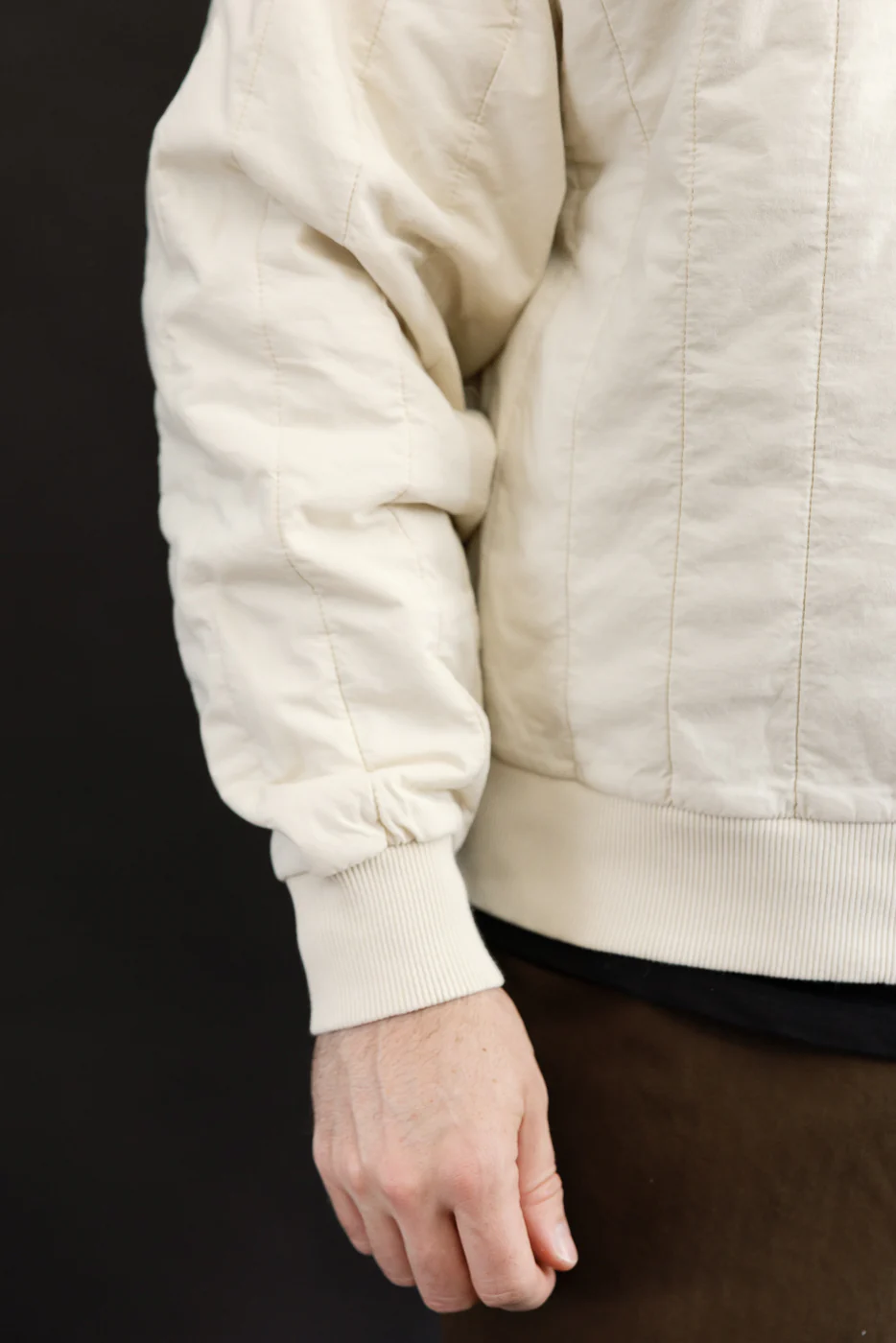 M-J-002 - Oslo Sweater Quilted Cotton - Ecru - Image 16