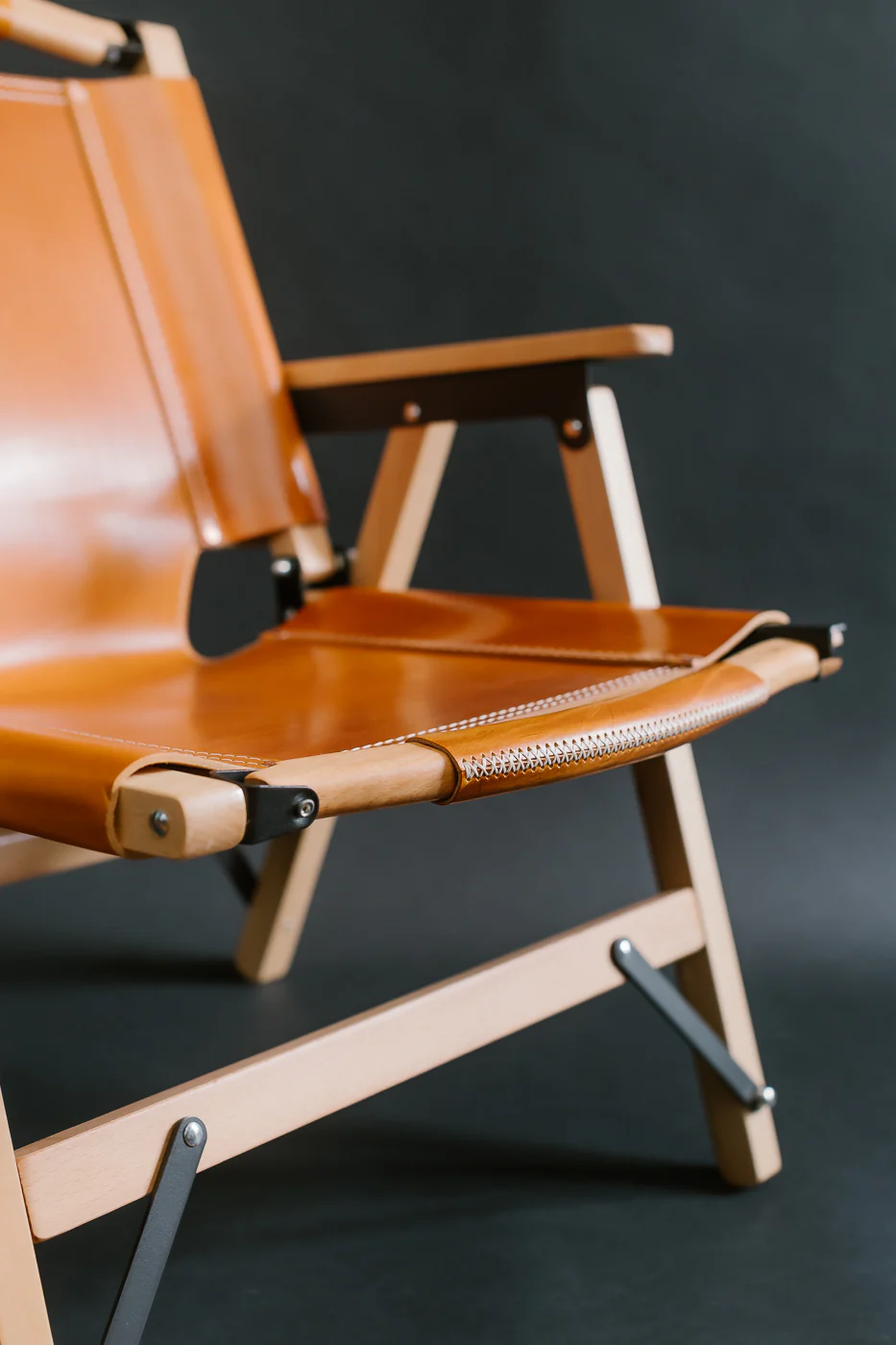OGL-OD-WD-CHAIR-V2 - 'Only Good Life' Kermit Outdoor Folding Camp Chair - Tan Leather - Image 18
