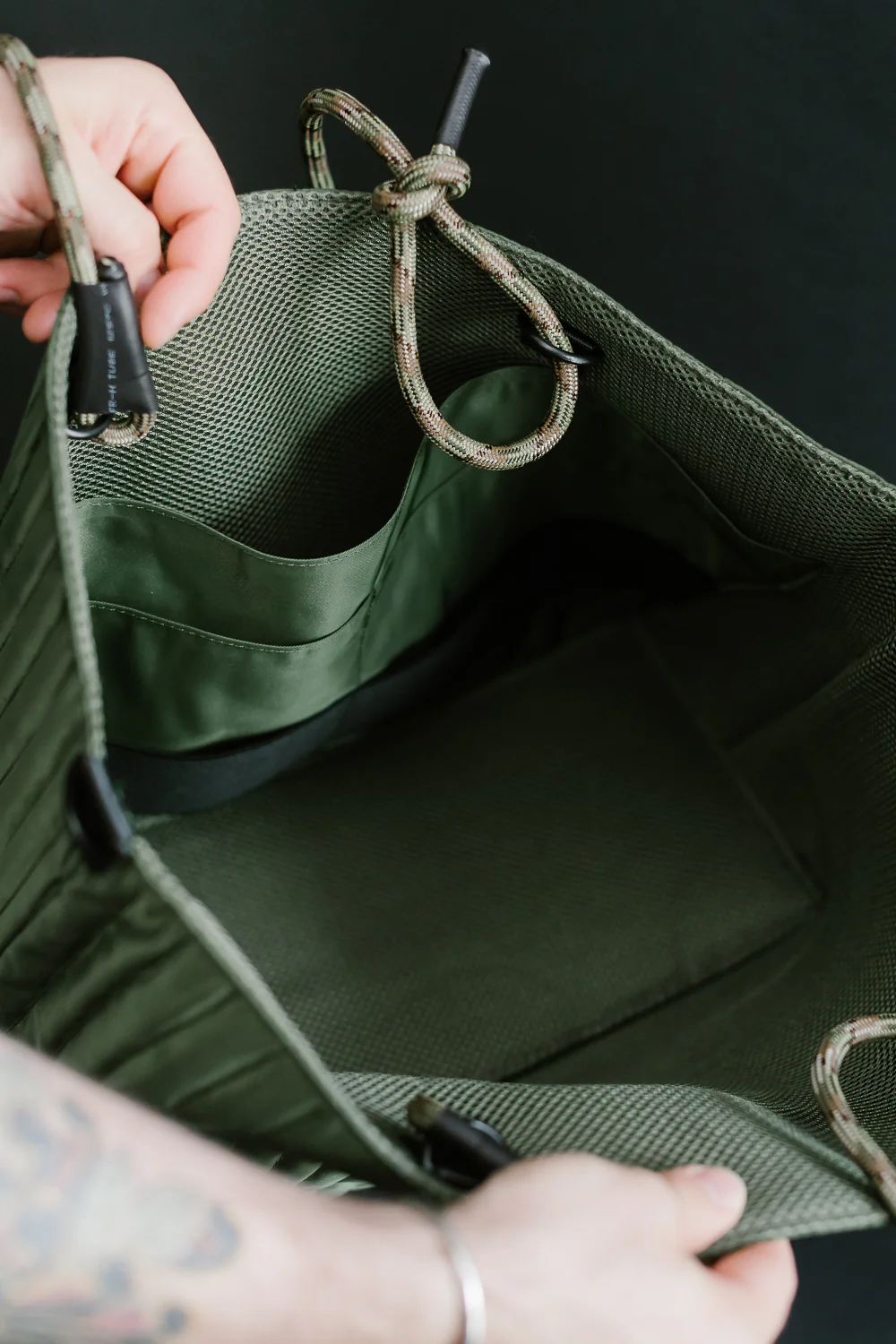 OGL-ORI-MILLIE-CARALL-GRN - OGL Originale Tech Material Millie Carry-All Tote Bag - Green - Image 6