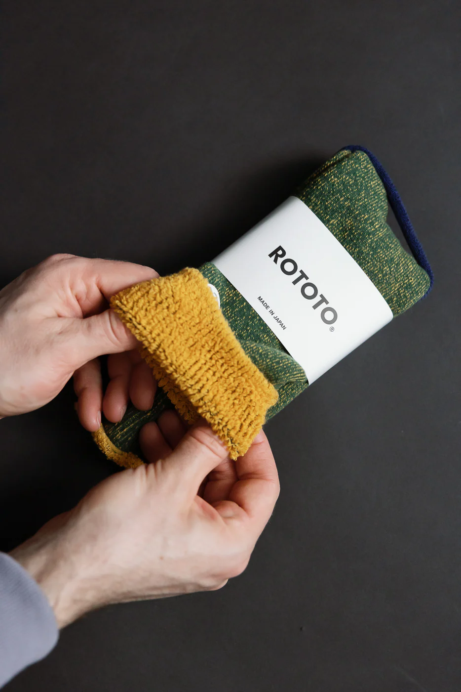 R1612 - Reversible Pile Socks - Ivy Green, Dark Yellow - Image 3