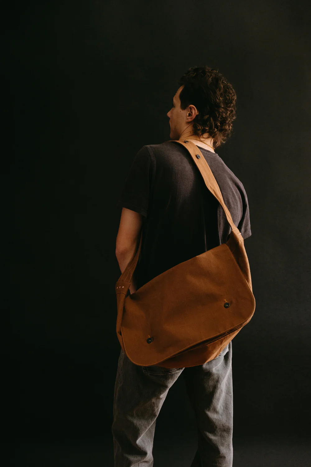 SCDB22-DC - Duck Canvas Messenger Bag - Brown - Image 5