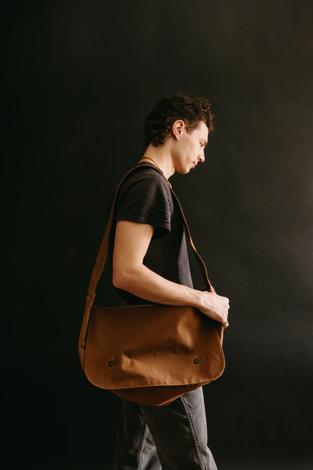 SCDB22-DC - Duck Canvas Messenger Bag - Brown - Image 7
