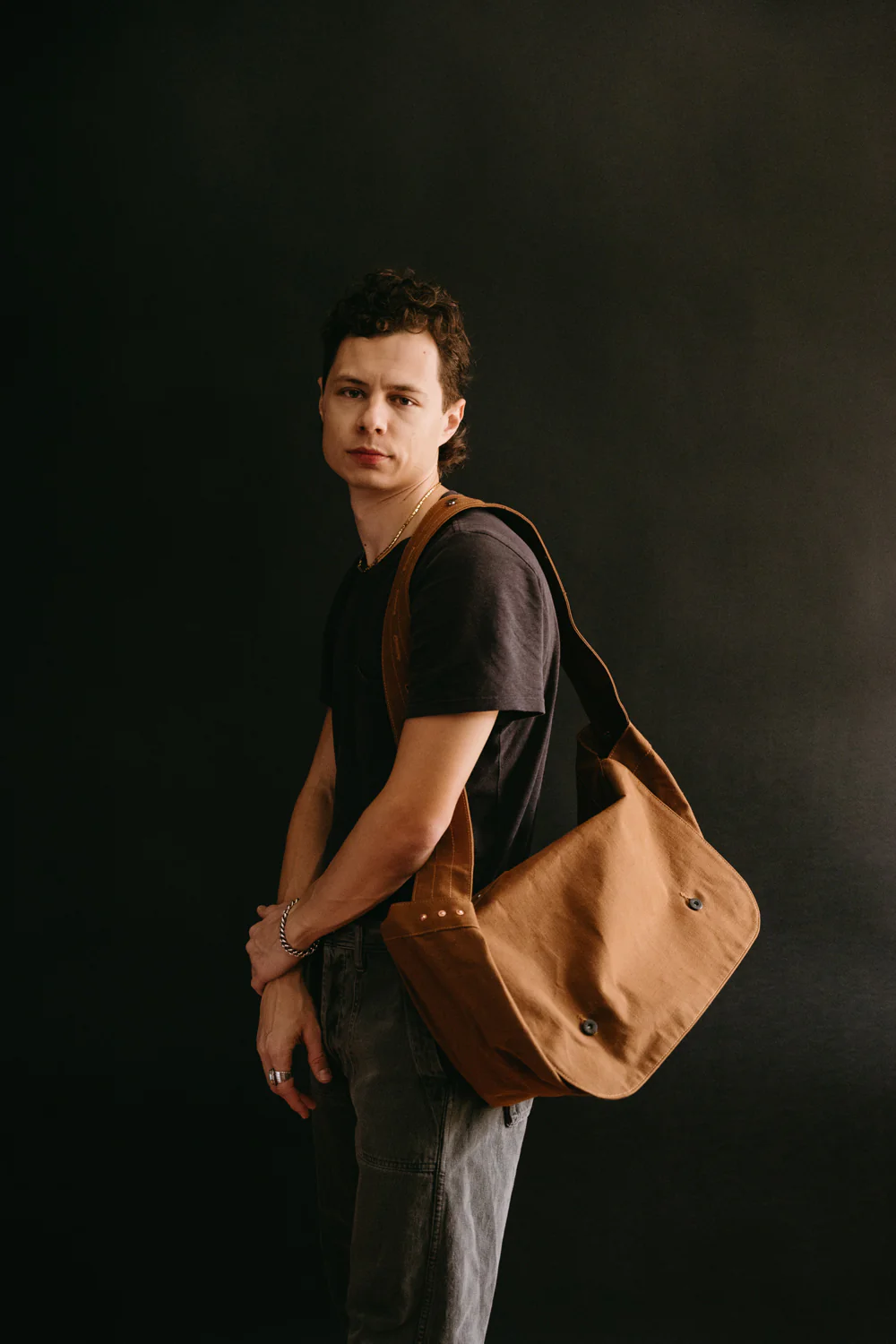 SCDB22-DC - Duck Canvas Messenger Bag - Brown - Image 8