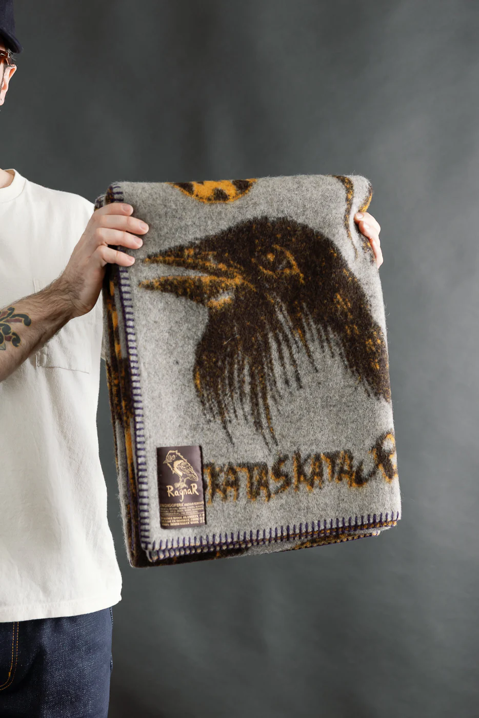 Skata Blanket Ragnar Persson Collab - Grey, Brown, Yellow - Image 4