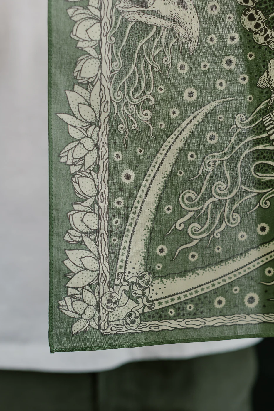 Skull Bandana - Green, White - Image 6