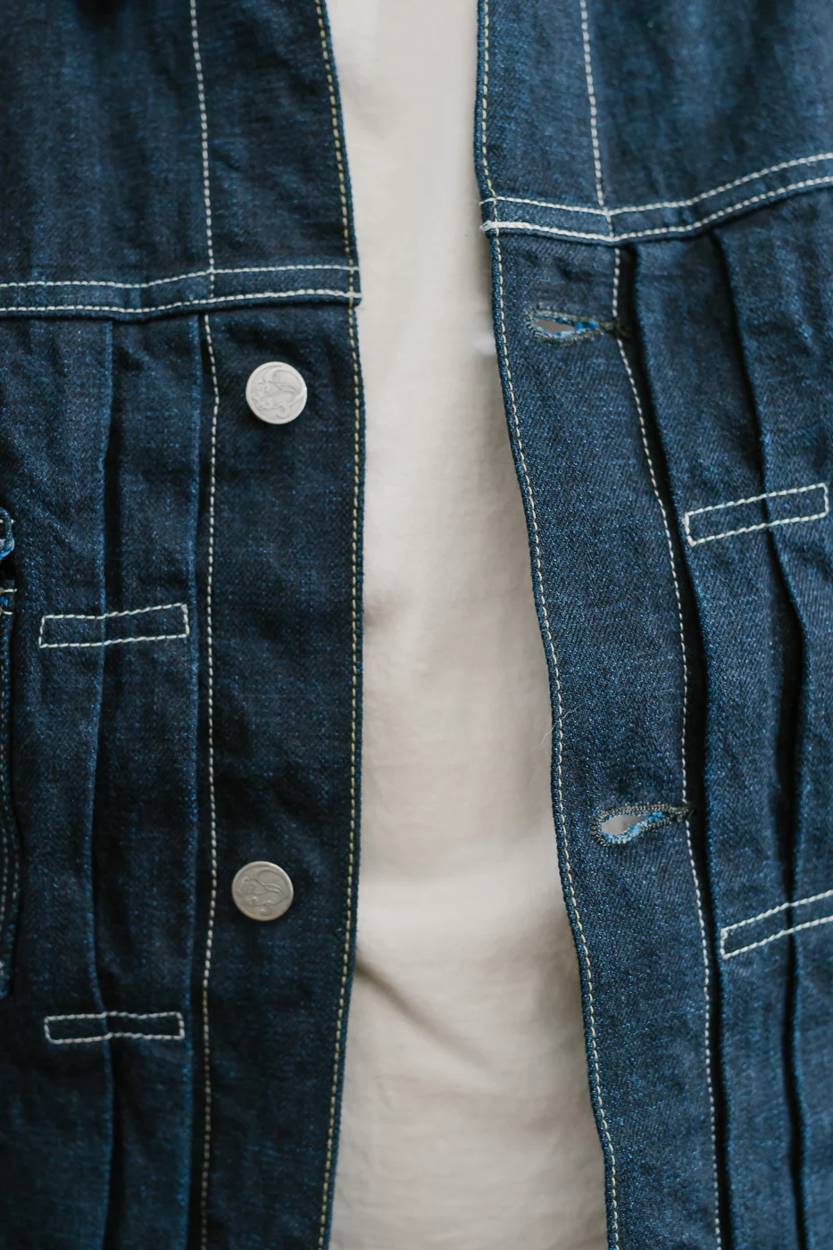 TNK402TB - 16.5oz "YURAI" Selvedge Natural Indigo x Cobalt - Type II Jacket - Image 20