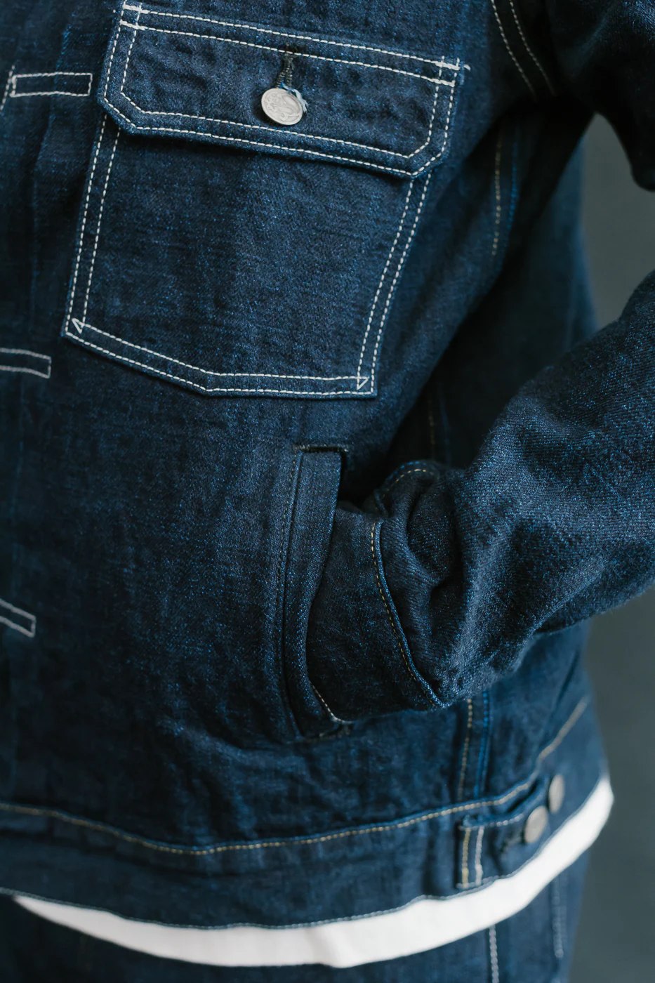 TNK402TB - 16.5oz "YURAI" Selvedge Natural Indigo x Cobalt - Type II Jacket - Image 25